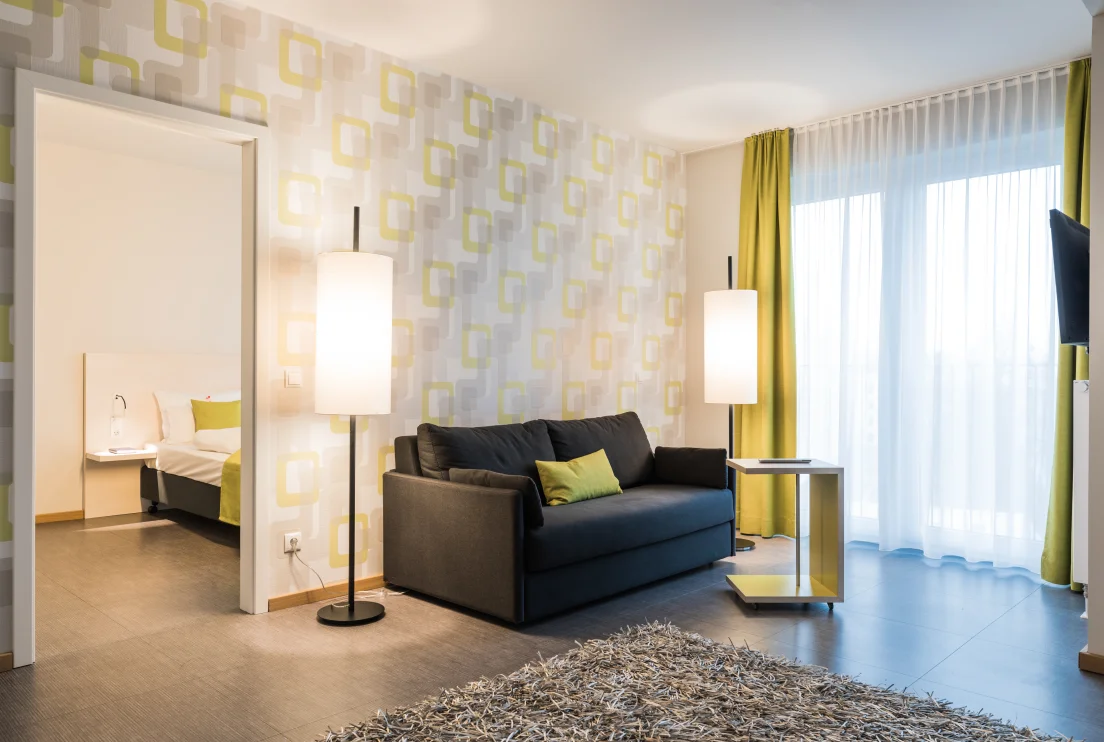 Suite 661