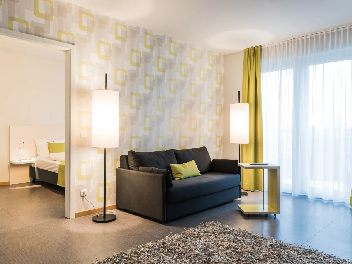 Suite 661