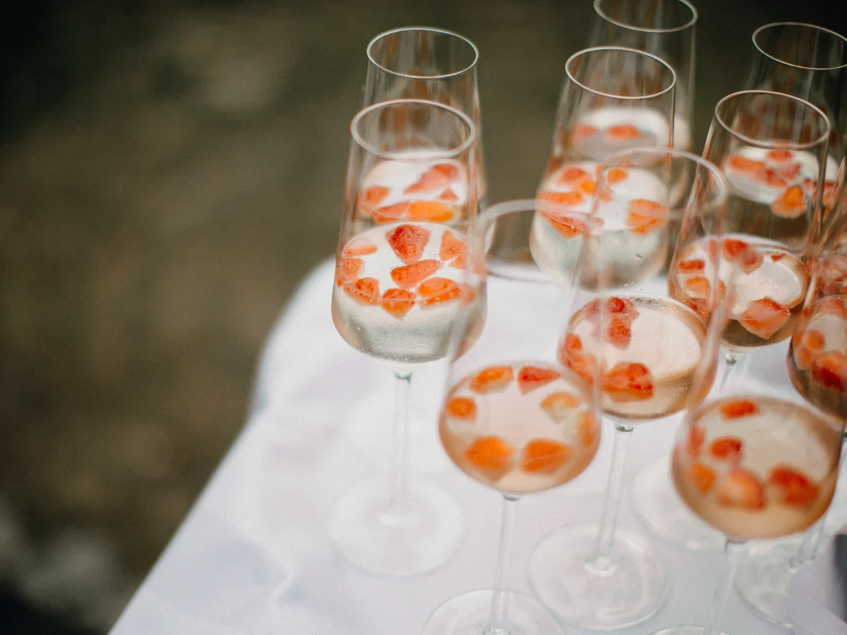Sekt Hochzeit