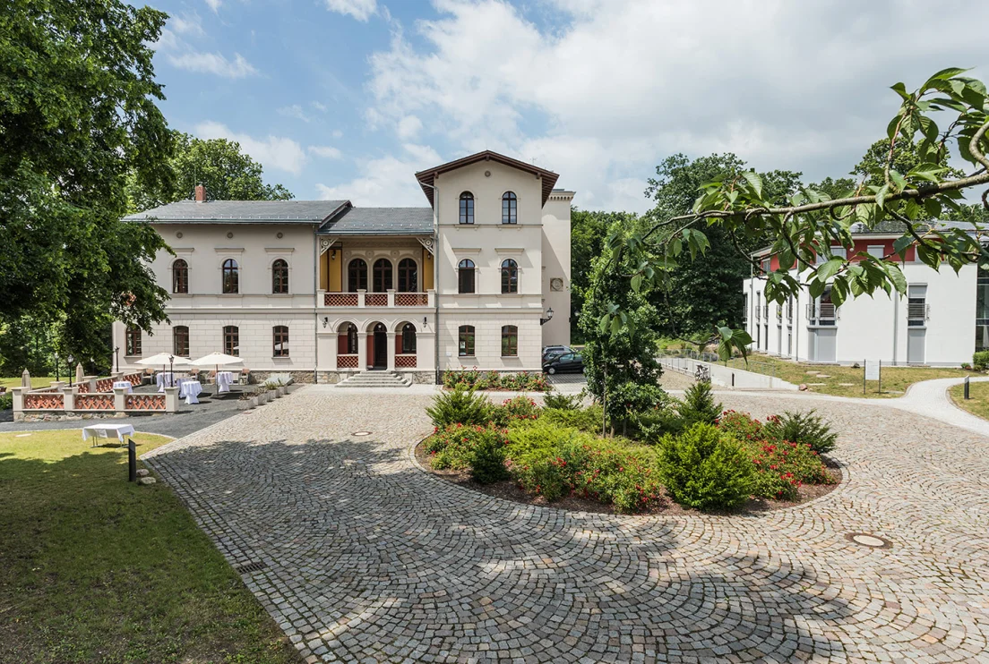 Herrenhaus Möckern Hofeinfahrt