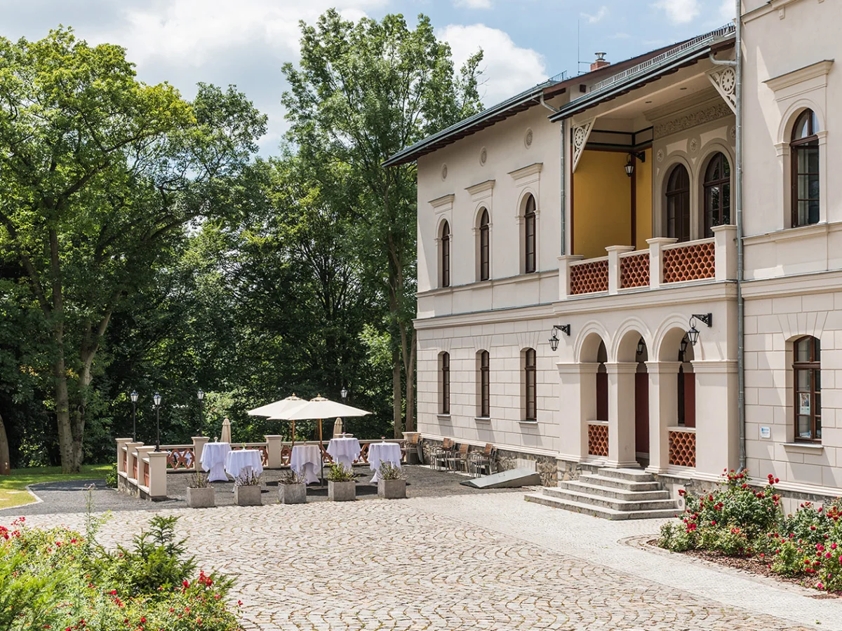 Herrenhaus Möckern Terrasse